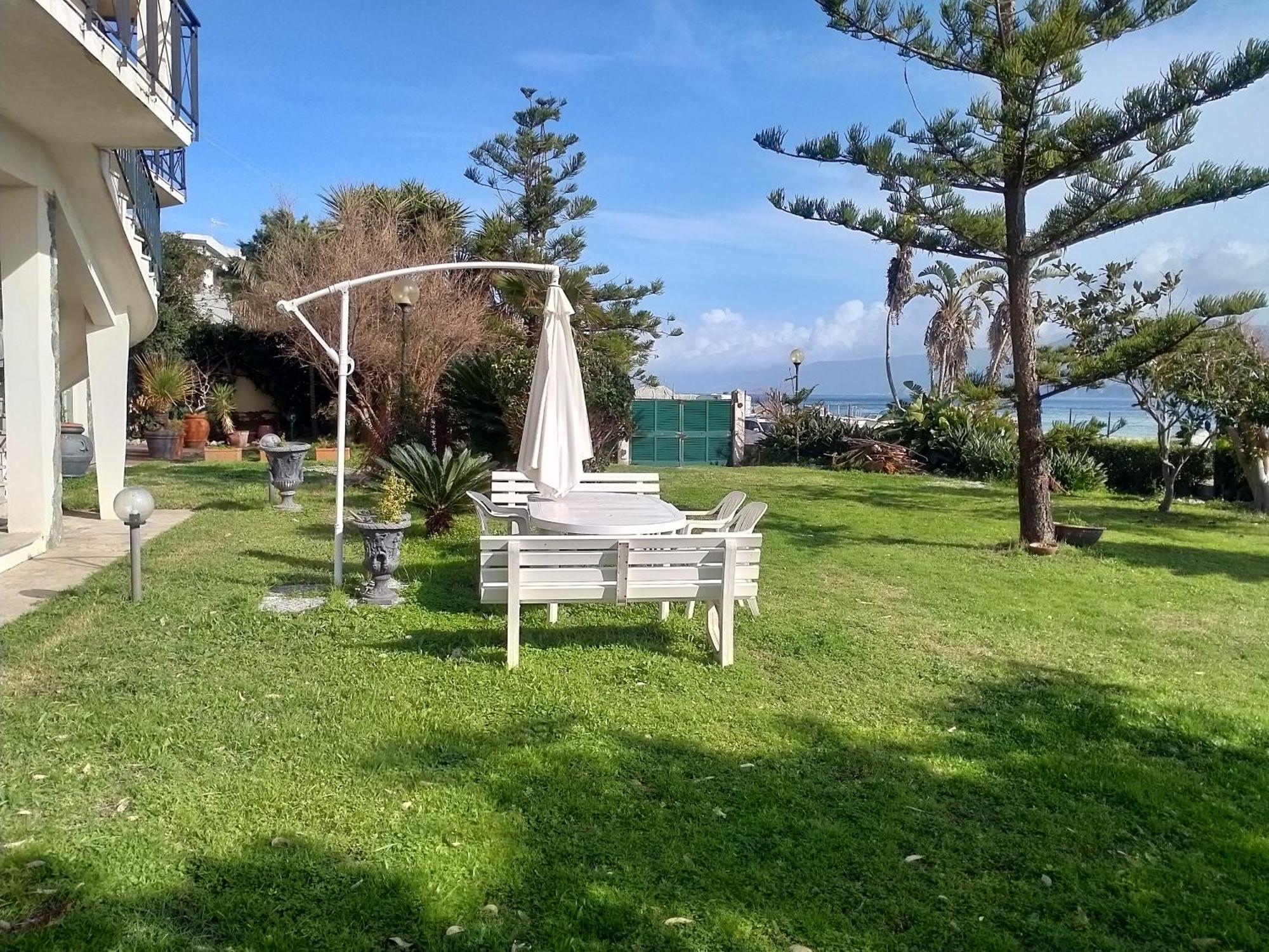 Villa Sullo Stretto Sant'Agata  Номер фото